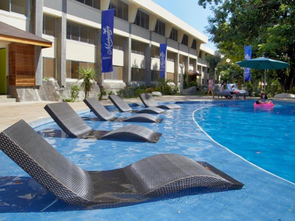 Matabungkay Beach Hotel Батангас Экстерьер фото