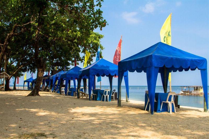 Matabungkay Beach Hotel Батангас Экстерьер фото